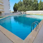 Appartamento Go4portugal - Dinis - Luxe With Pool, Airco, Seaview With Two Balcony