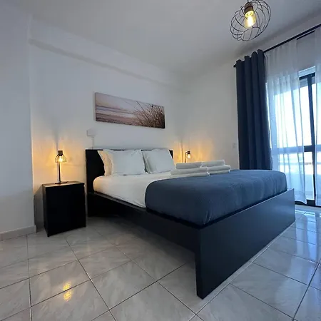 Daire Go4portugal - Dinis - Luxe With Pool, Airco, Seaview With Two Balcony *