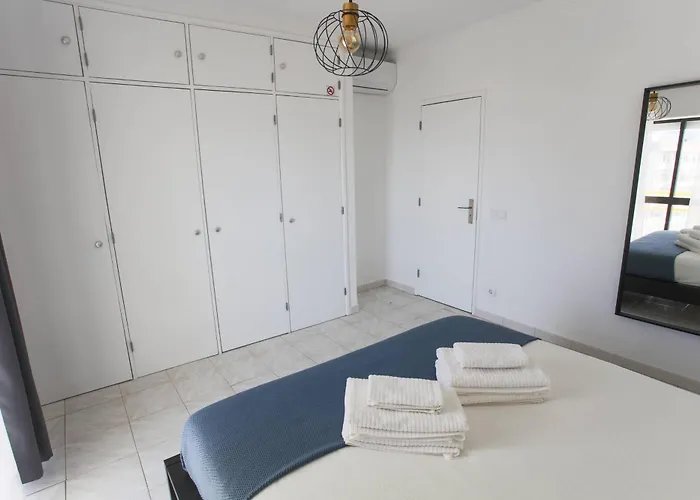 شقة Go4portugal - Dinis - Luxe With Pool, Airco, Seaview With Two Balcony *